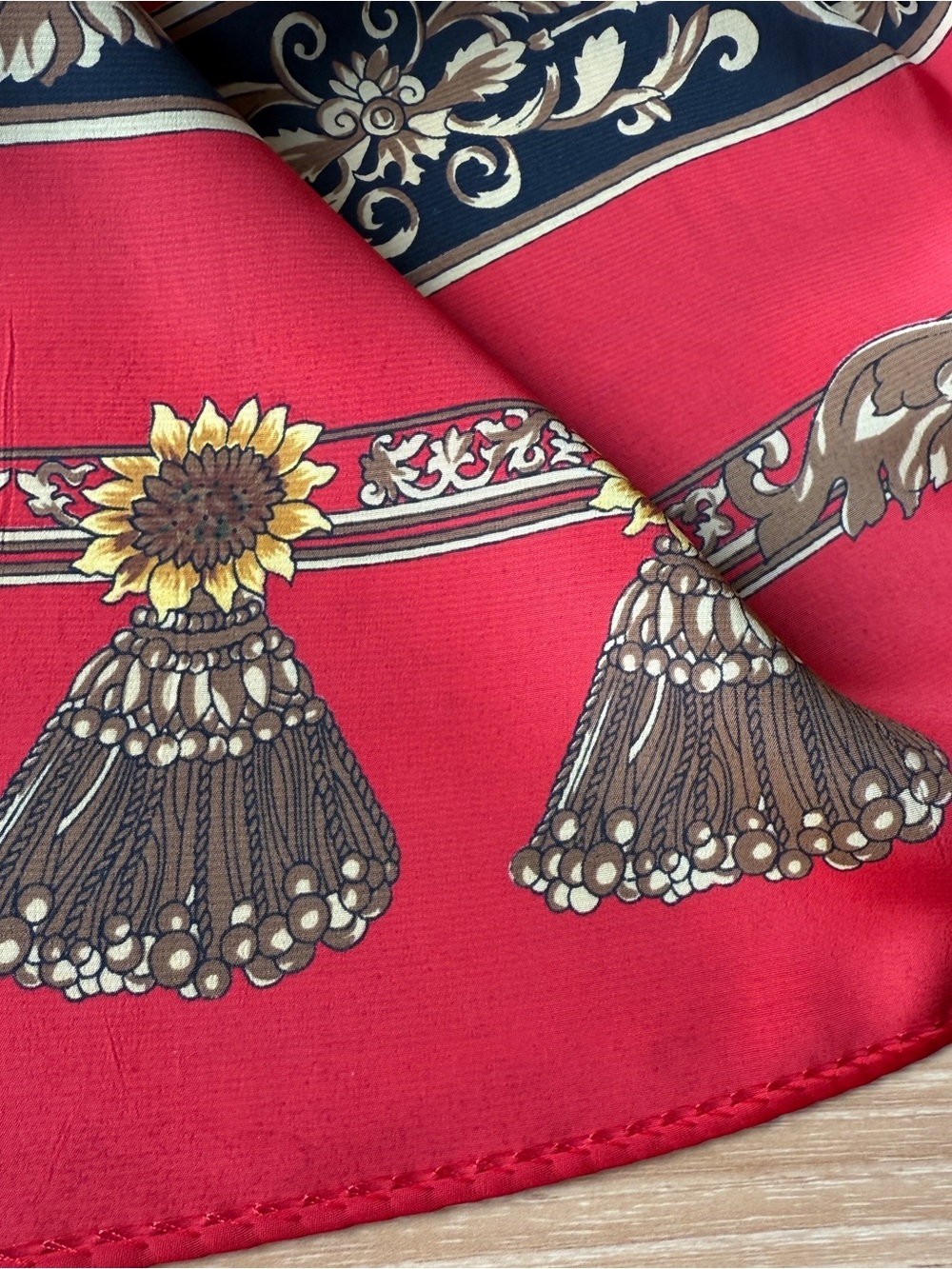 Hermes Vintage Sunflower Scarf Red Silk Paris Design 90cm - Picture 9 of 12